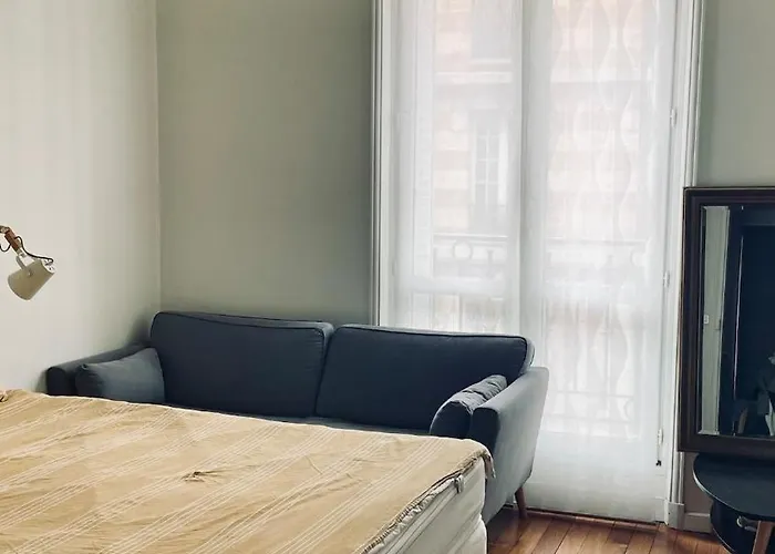 شقة Stylish Parisian Montmartre 2br باريس